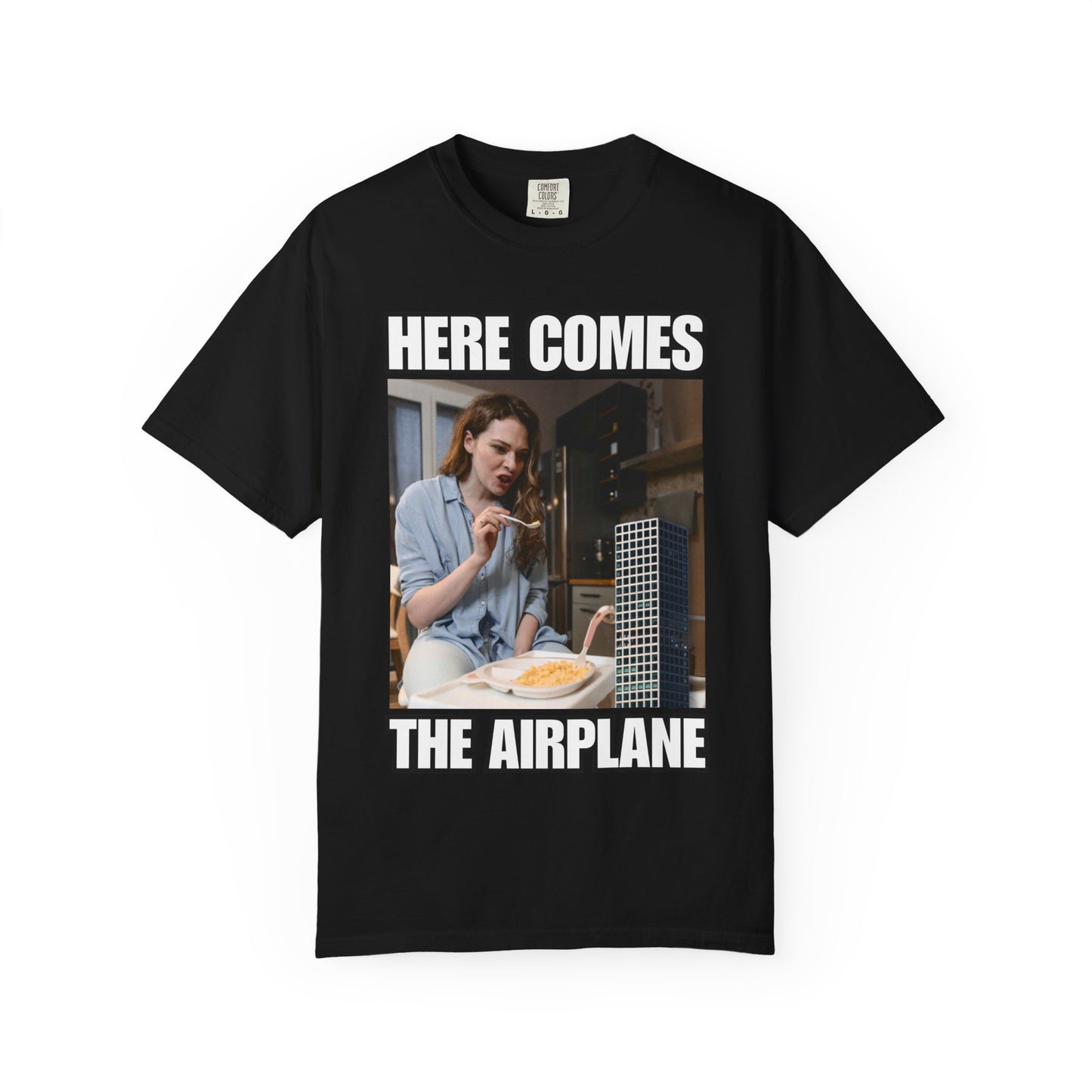 here comes the airplane